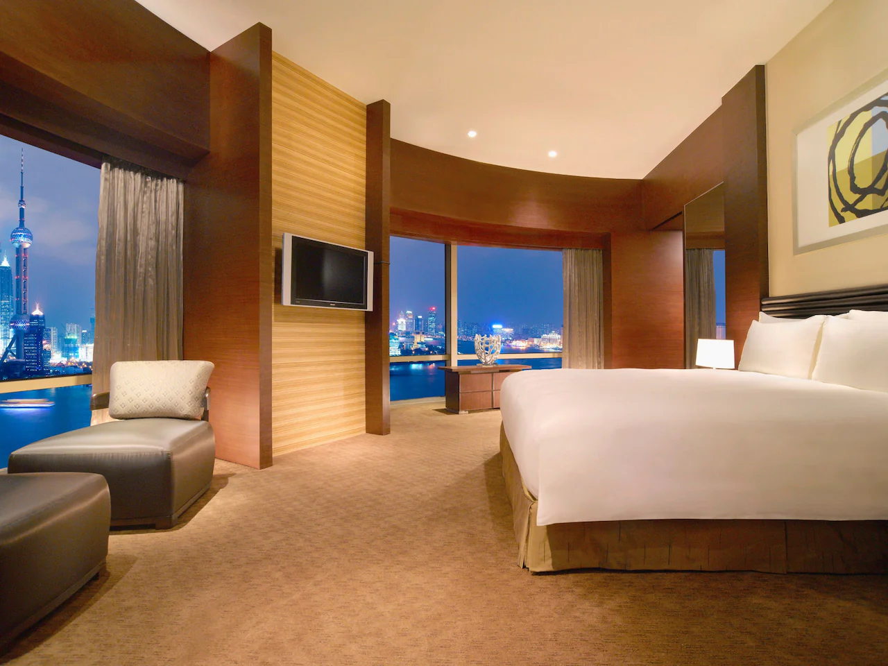 Bund Suite Bedroom East Tower